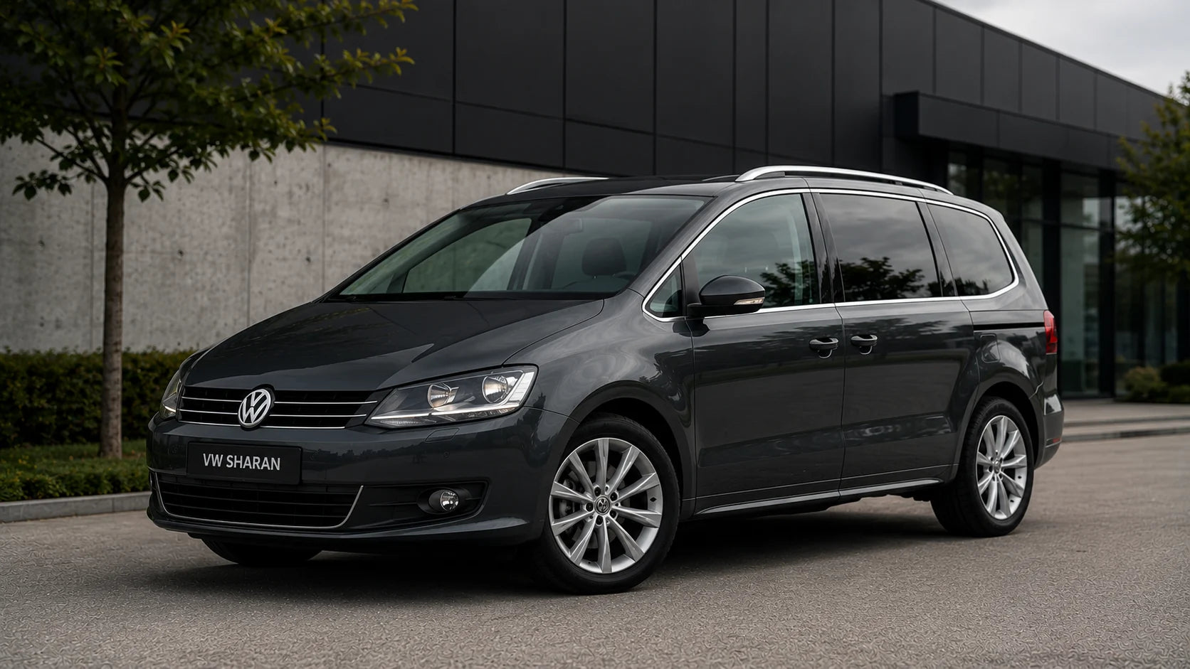 VW Sharan do wynajmu w R-CAR