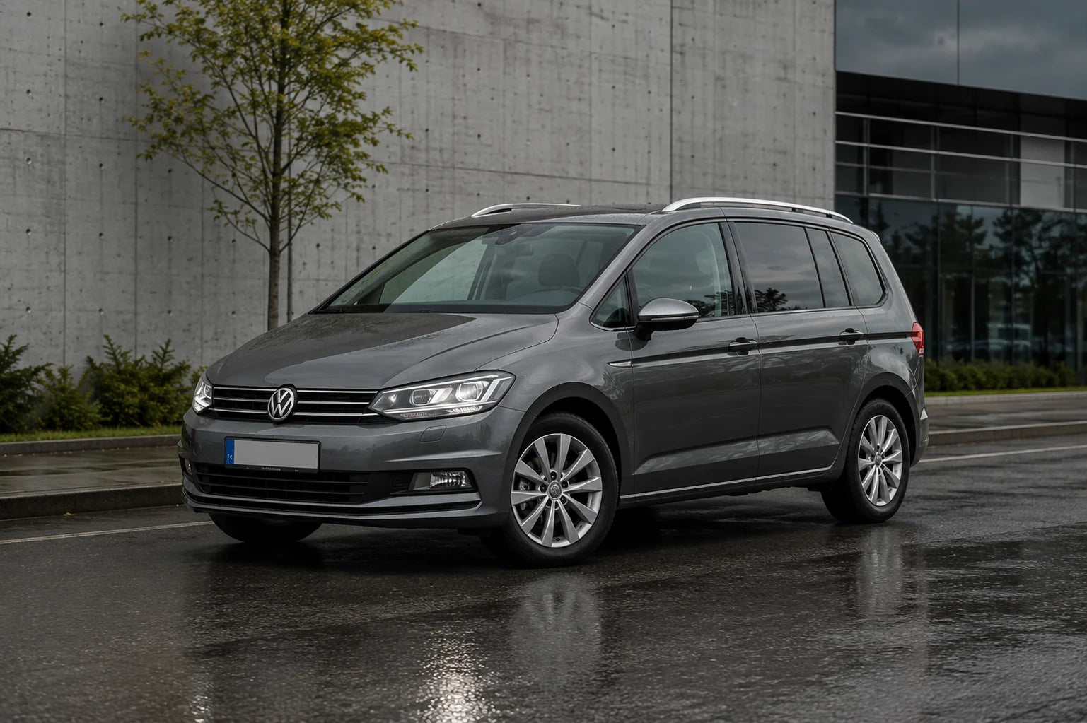 VW Sharan 7-osobowy